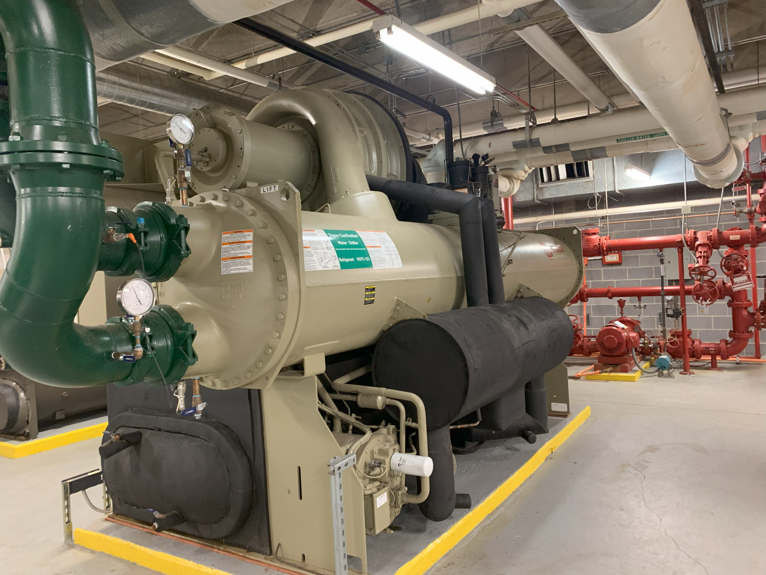 Commercial building cooling infrastructure